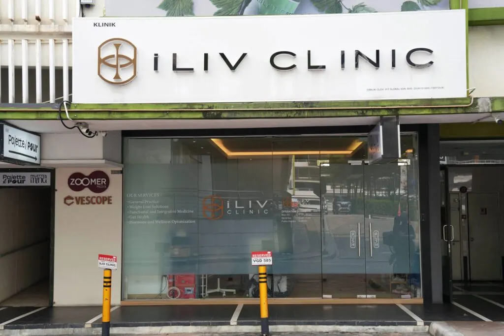 Pintu masuk iLIV Clinic Damansara Perdana
