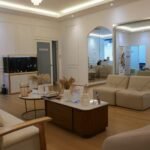 Ruang menunggu iLIV Clinic Damansara, pandangan luas