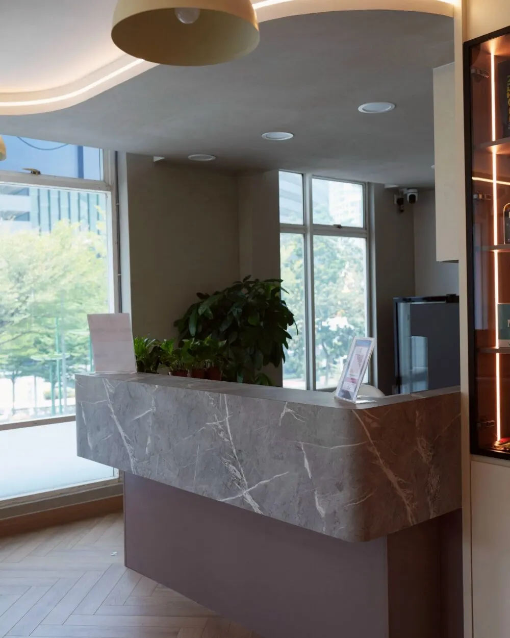 Kaunter marble di iLIV Lifesciences I-City