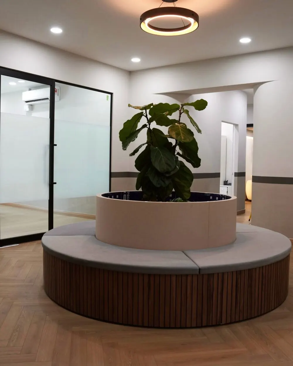 Ruang tengah iLIV Lifesciences I-City